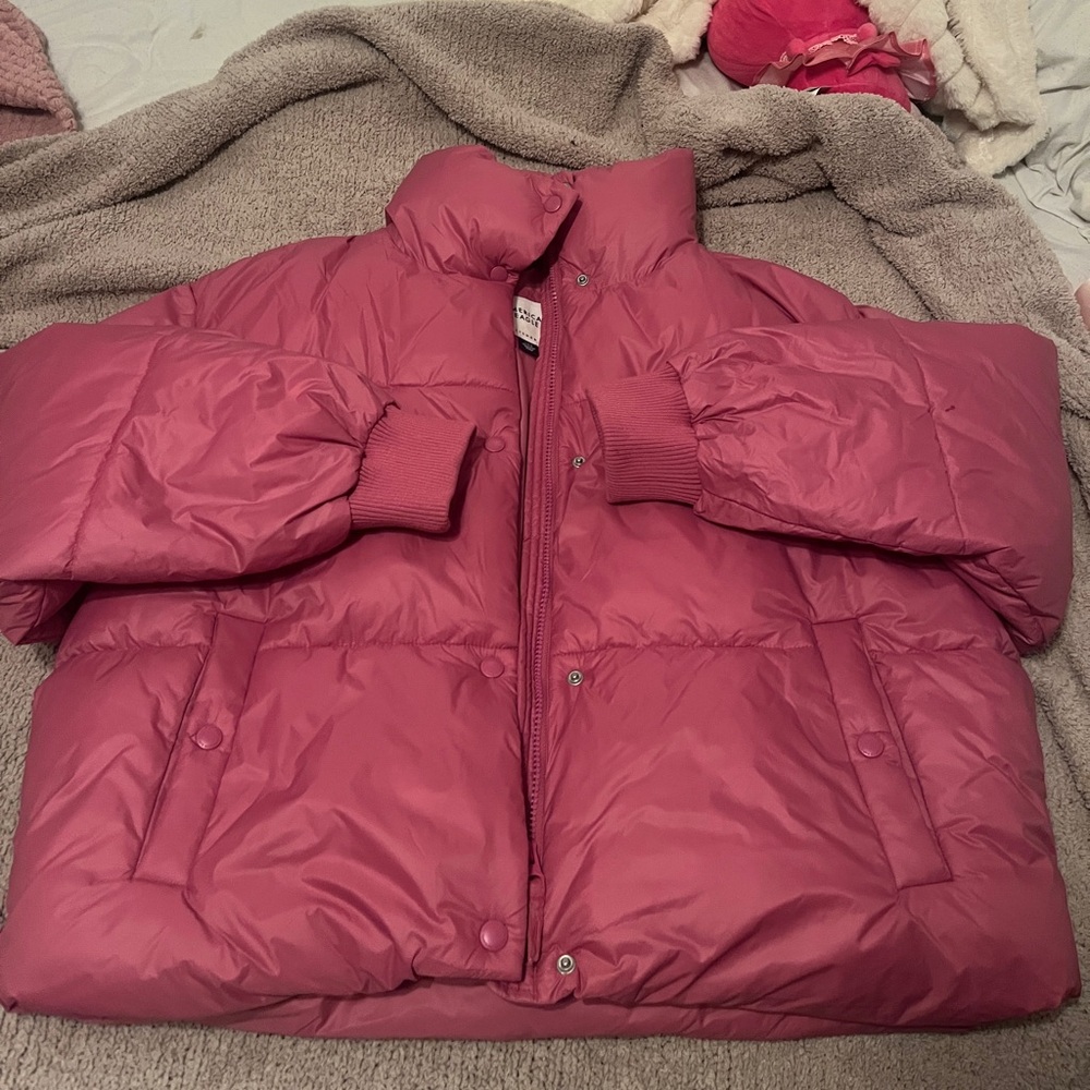 American Eagle Puffer size L no hood berry pink